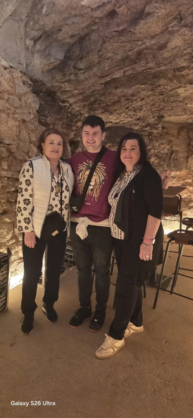 Retrato familiar en el interior del calado.